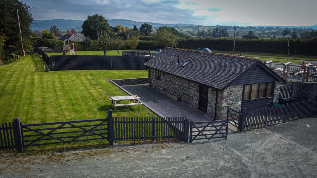 Smithy Cottage Berriew Buitenkant foto